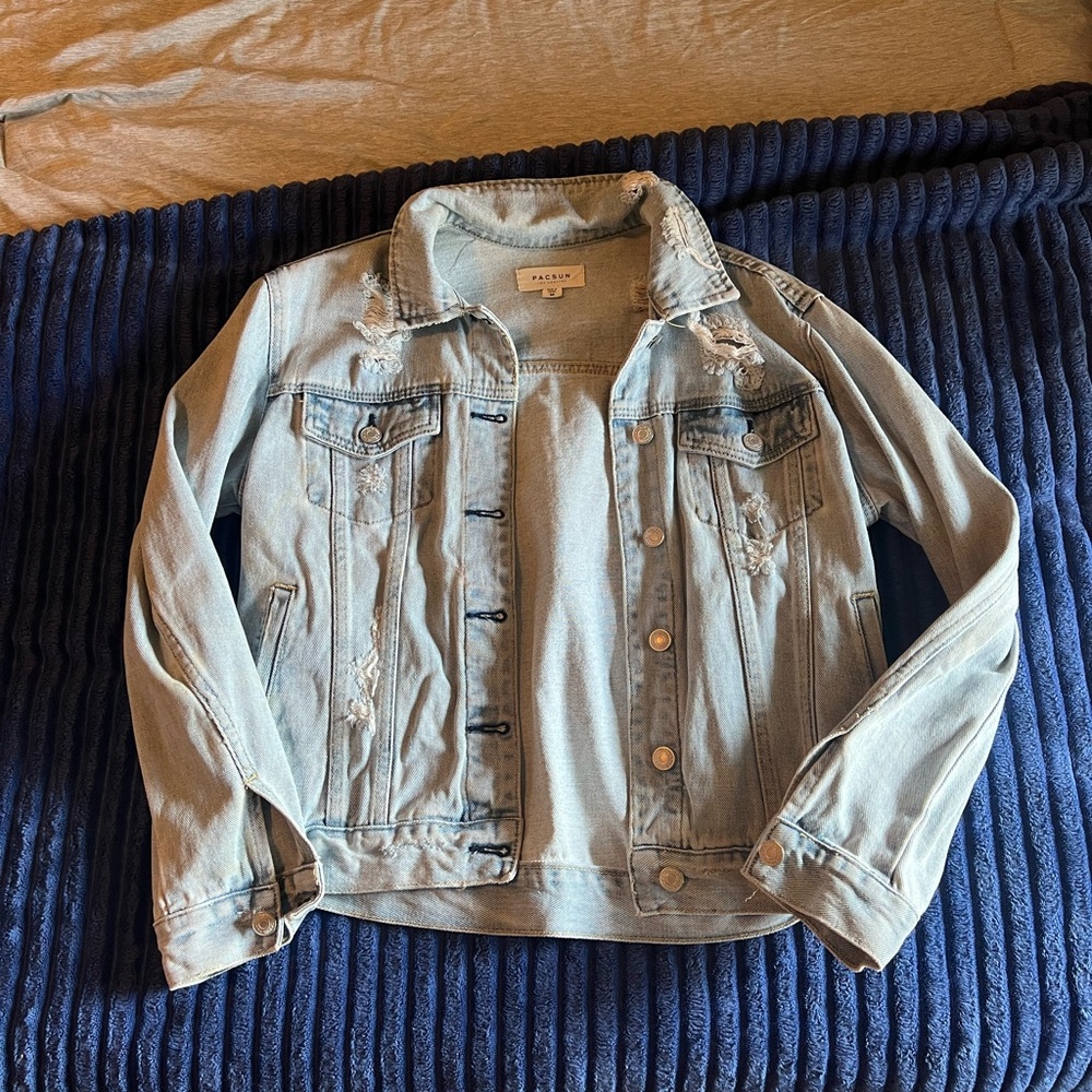 Pacsun light wash Jean jacket size M
